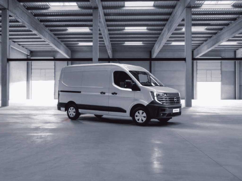 Nissan Interstar van